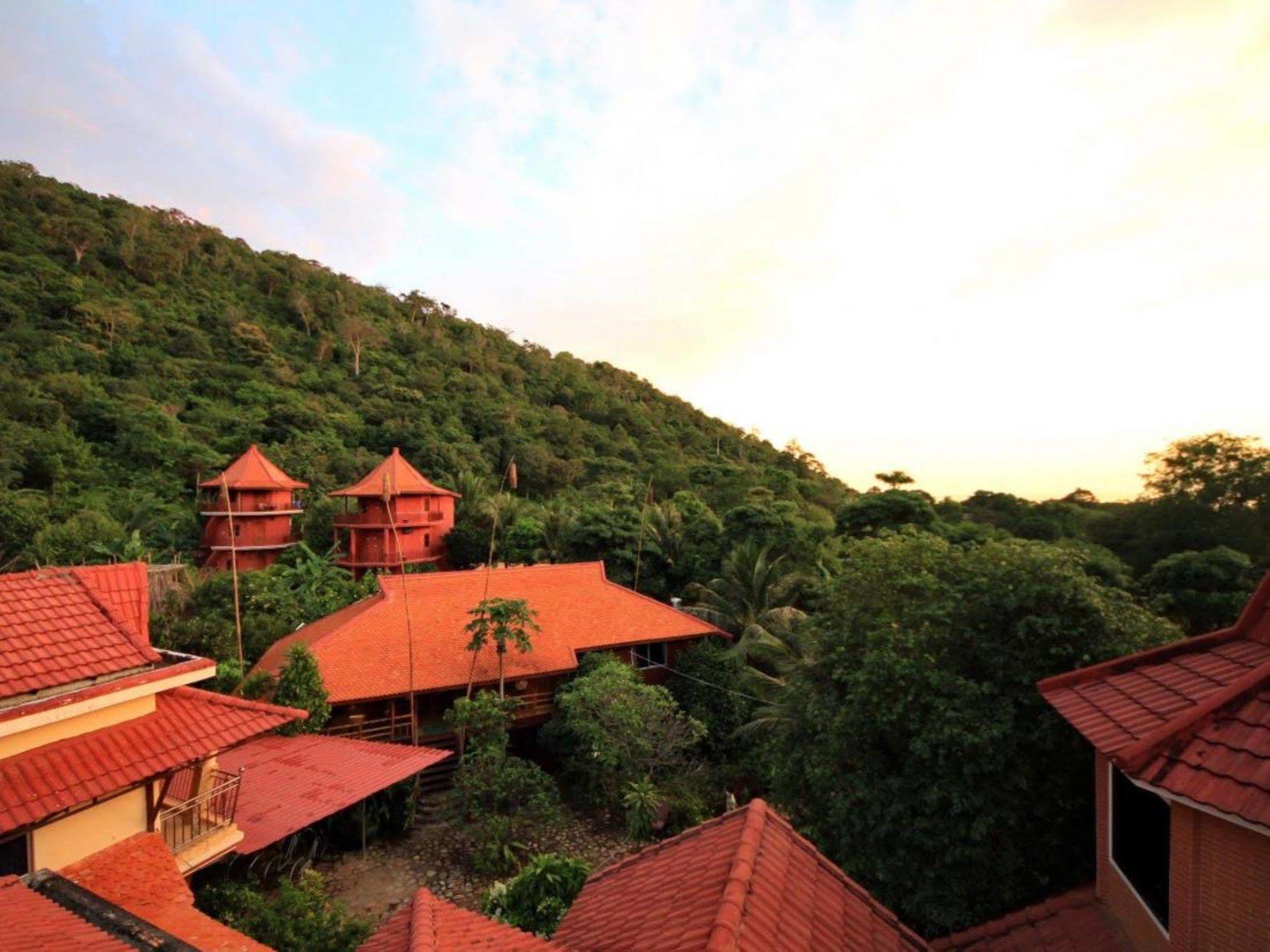 Spring Valley Resort Kep Esterno foto